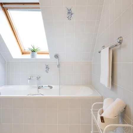 בית נופש 17a *