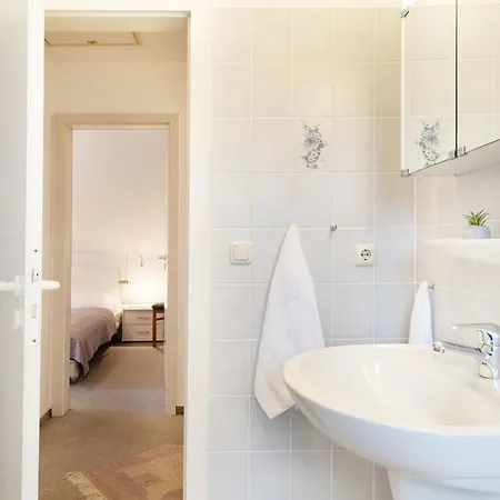 17a Holiday home